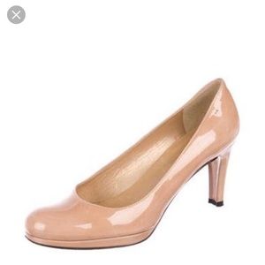 Stuart Weitzman nude pumps
